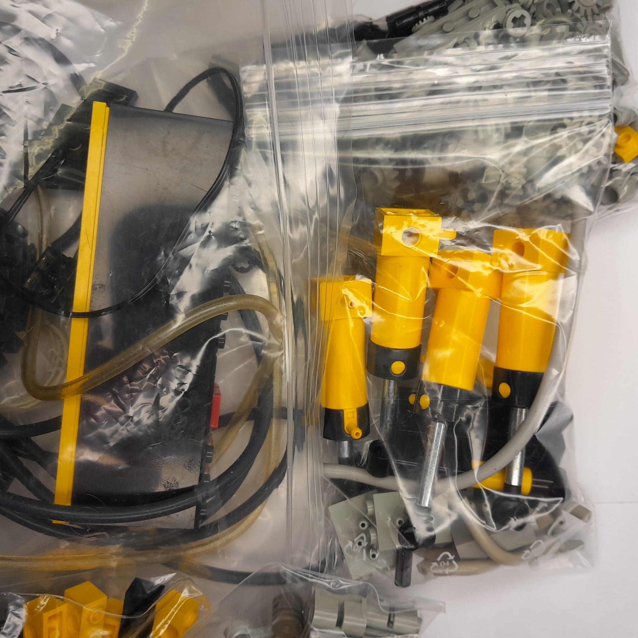 8868 Lego® Technic  Airtech Claw Rig